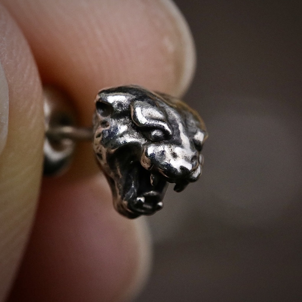 【Silver Monsters】台灣職人手作 KOPO METAL 立體精雕 純銀原創 復古橫須賀 猛虎耳釘