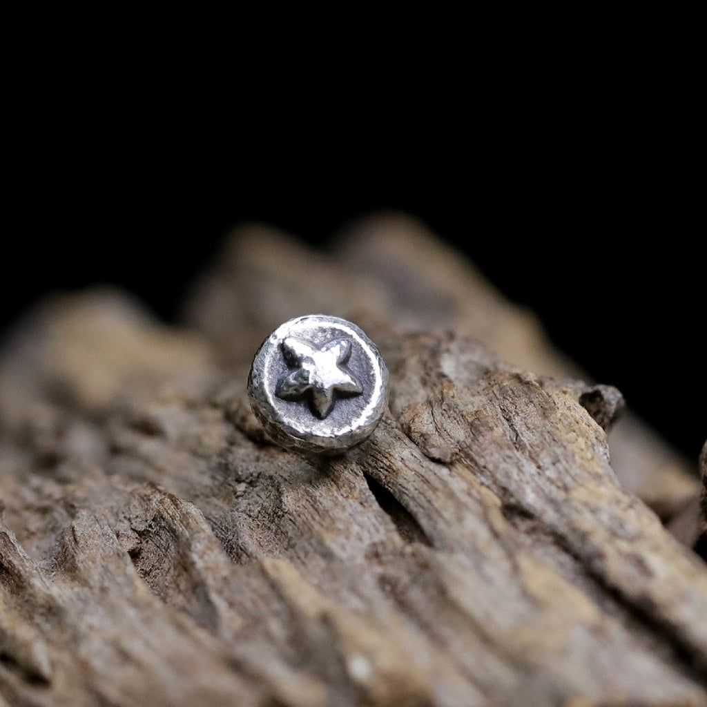 【Silver Monsters】台灣職人手作 KOPO METAL 立體精雕 純銀原創 幸運星 純銀耳釘