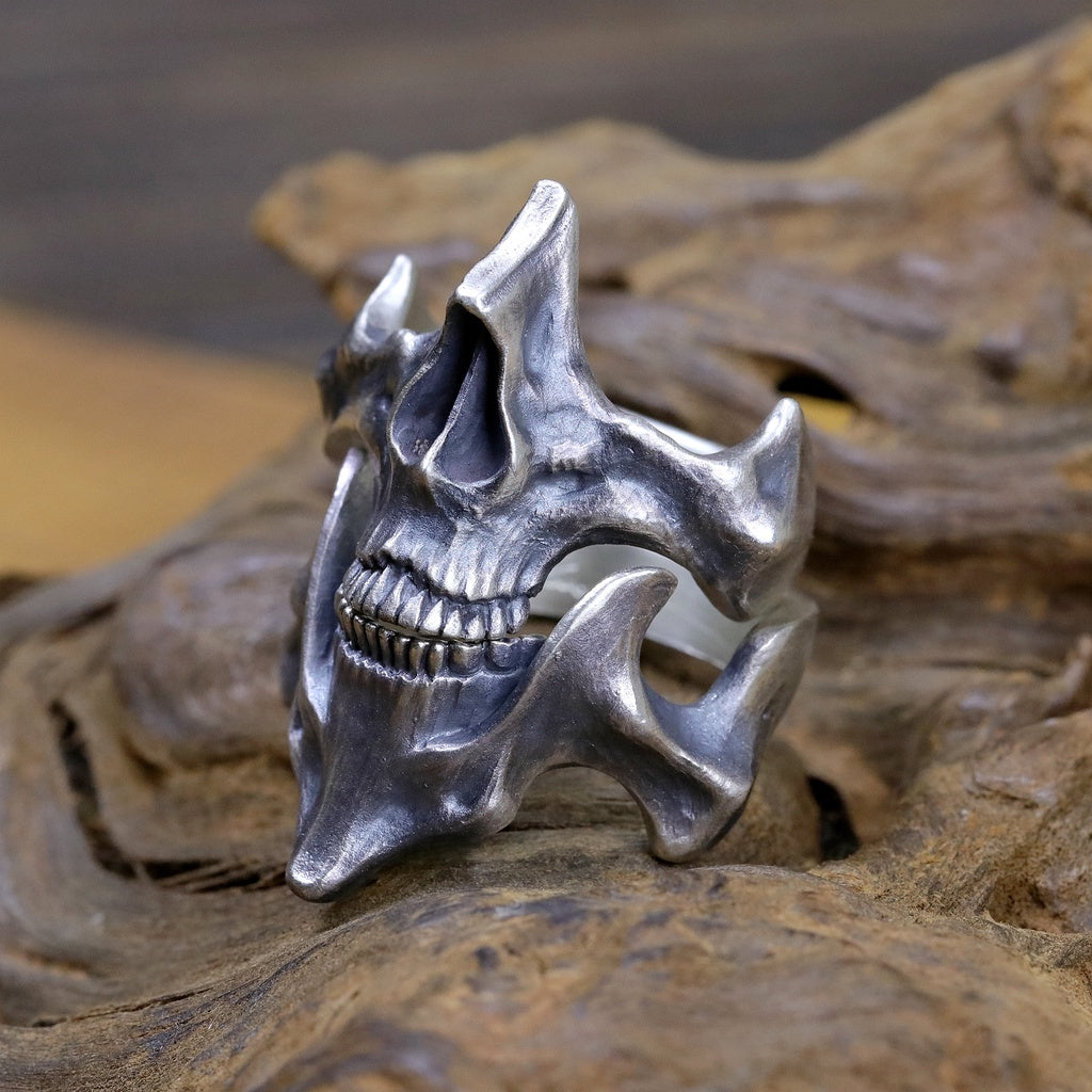 【Silver Monsters】日本雕畫雙絕 Dual Flow 原創設計 下腭骨 渦流骷髏 純銀戒指 指環