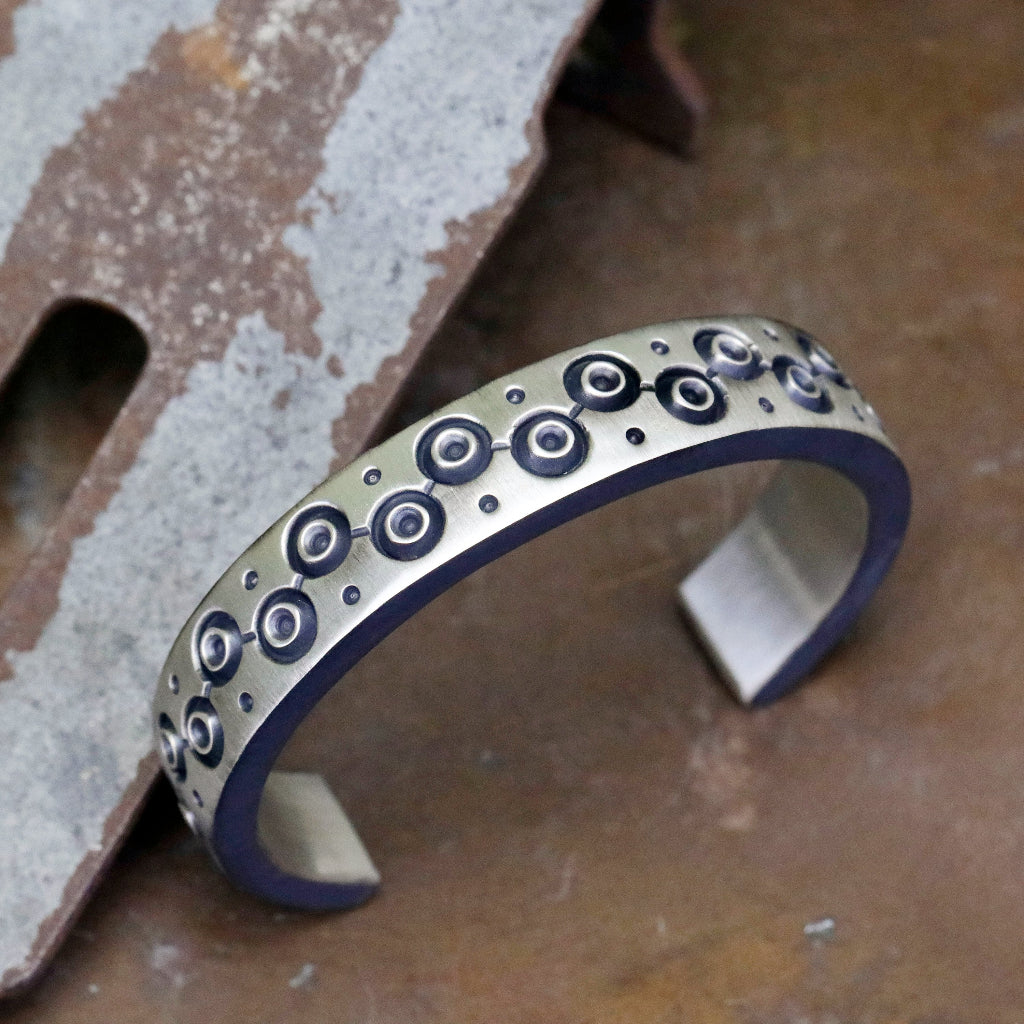 【Silver Monsters】日本前衛宗師 Glam Scale機甲王 超重磅!!! 95g超狂 寬版機甲手鐲