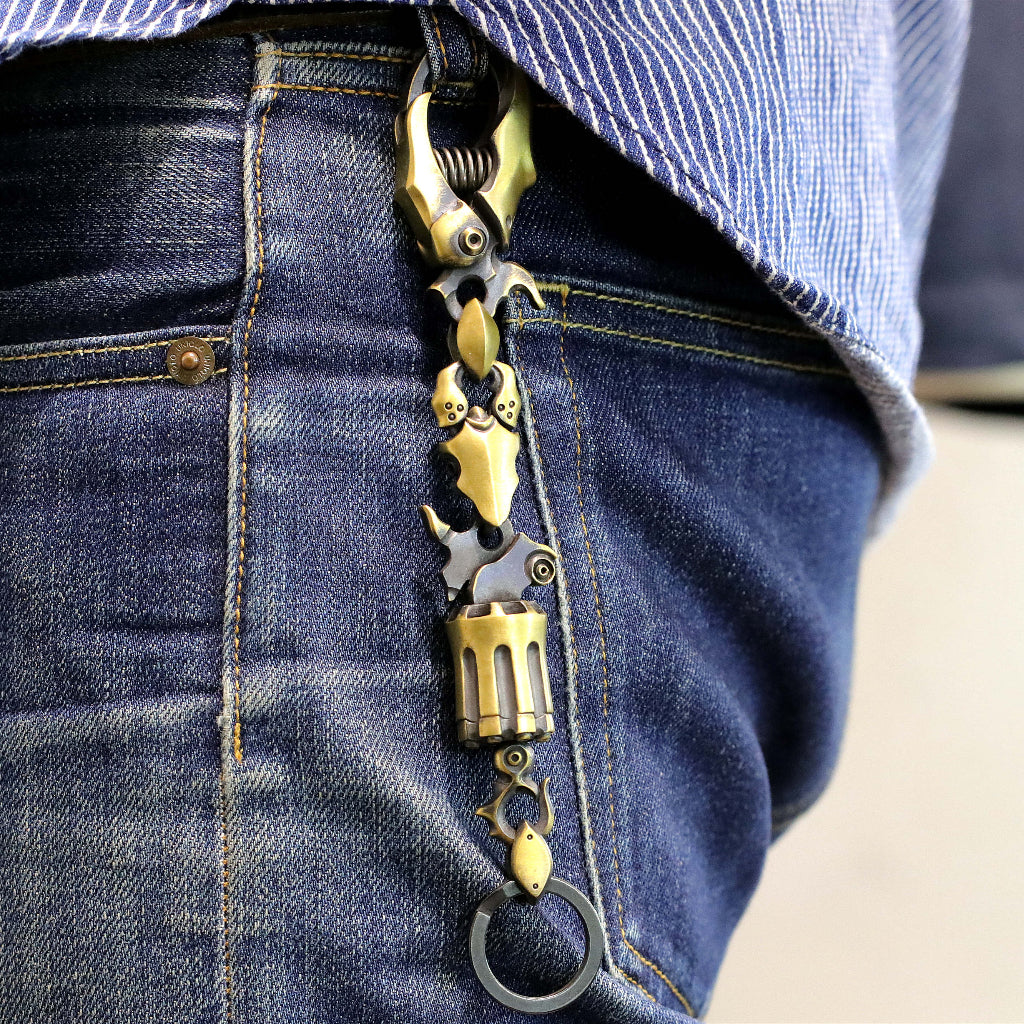 【Silver Monsters】前衛宗師 日本Glam Scale 機甲王 失落系列 黃銅機甲左輪槍鑰匙扣