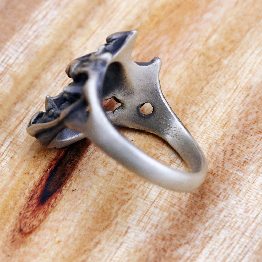 【Silver Monsters】日本雕畫雙絕 Dual Flow 原創設計 般若武士面甲 手作純銀戒指