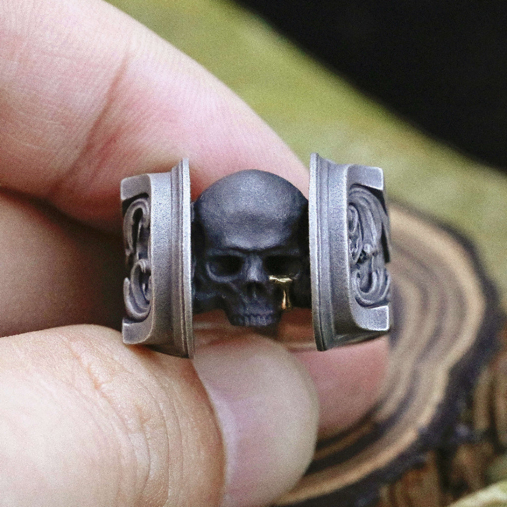 【Silver Monsters】【獨家】日本暗系古典狂潮 Superbia "Pest" 戒指 特製18K金淚版