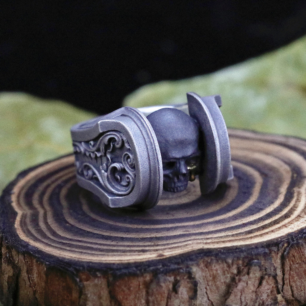 【Silver Monsters】【獨家】日本暗系古典狂潮 Superbia "Pest" 戒指 特製18K金淚版