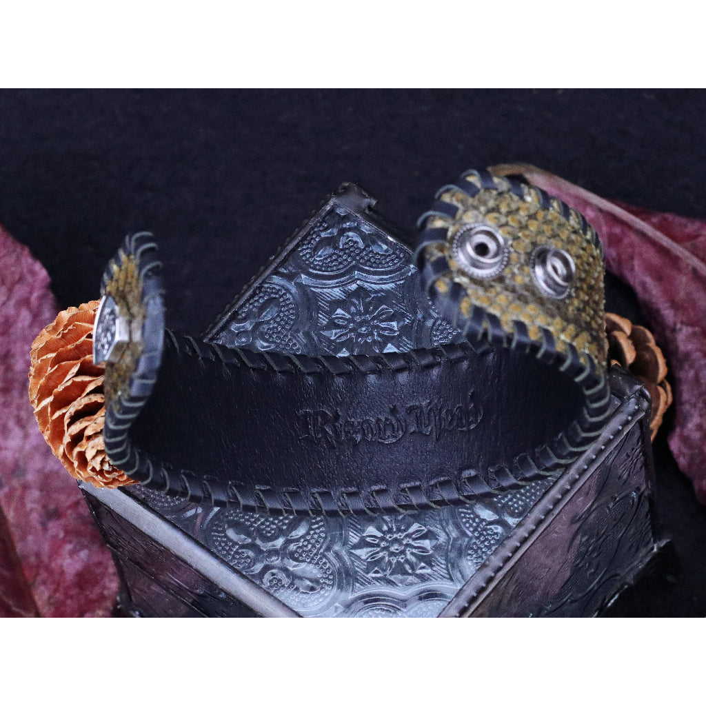 【Silver Monsters】日本殿堂級 Rizard Head 品牌盾徽925銀扣 寬版啞光褐蟒蛇皮手環