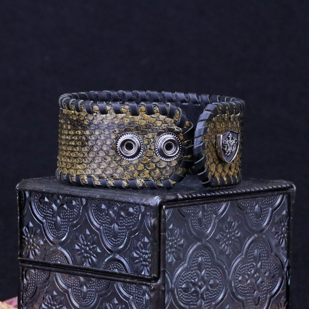 【Silver Monsters】日本殿堂級 Rizard Head 品牌盾徽925銀扣 寬版啞光褐蟒蛇皮手環