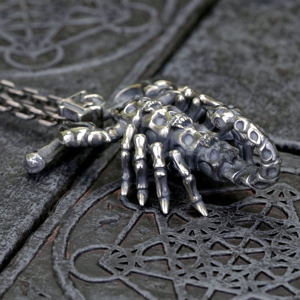 【Silver Monsters】日本一級神牌 Loud Style Design JU-ZO系列 女囚骷髏蠍 純銀吊墜