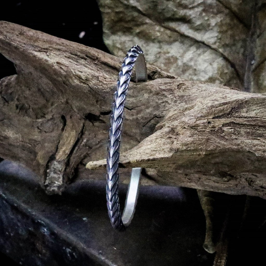 【Silver Monsters】日本雕畫雙絕 Dual Flow 原創手作 細版GUREN "紅蓮" 純銀手環