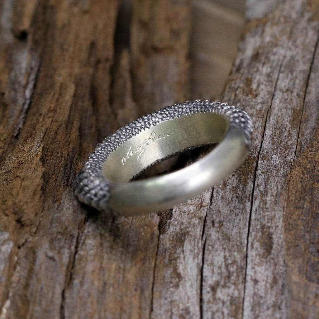 【Silver Monsters】日本雕畫雙絕 Dual Flow 原創手作 蜥蜴鱗甲M 純銀戒指