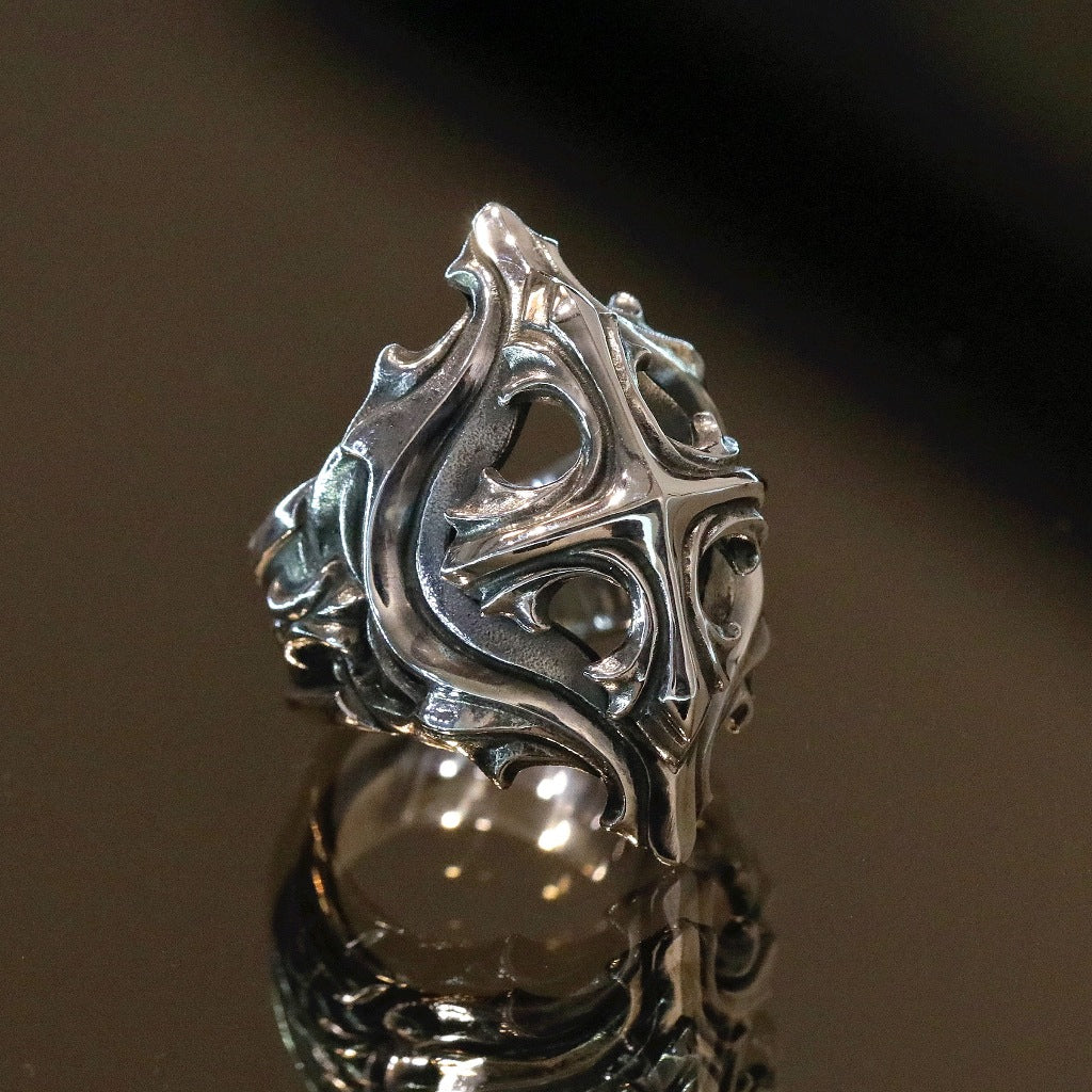 【Silver Monsters】《絕版品》日本Glam Scale 機甲王 "AIGIS" 純銀哥德鳶尾十字戒指