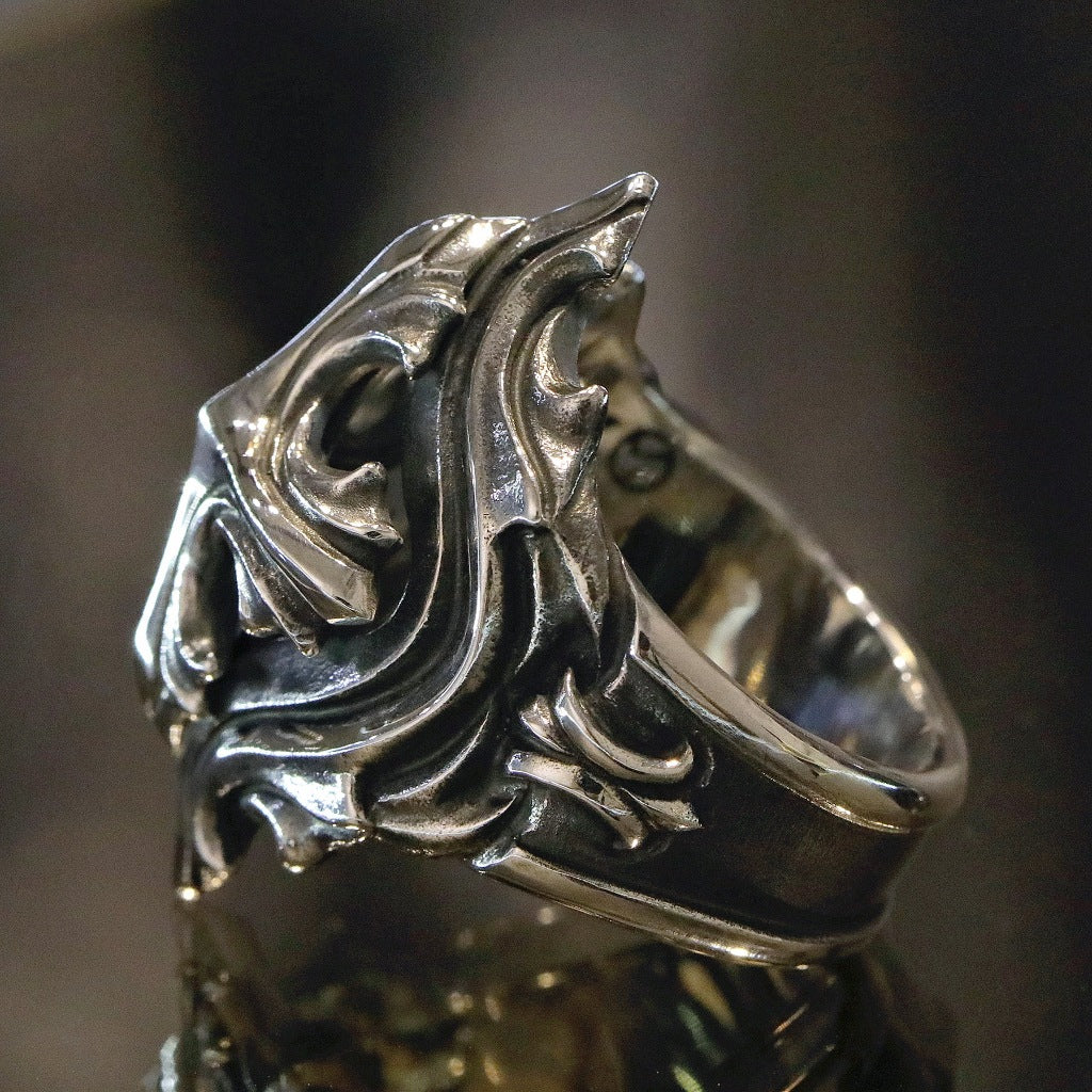 【Silver Monsters】《絕版品》日本Glam Scale 機甲王 "AIGIS" 純銀哥德鳶尾十字戒指