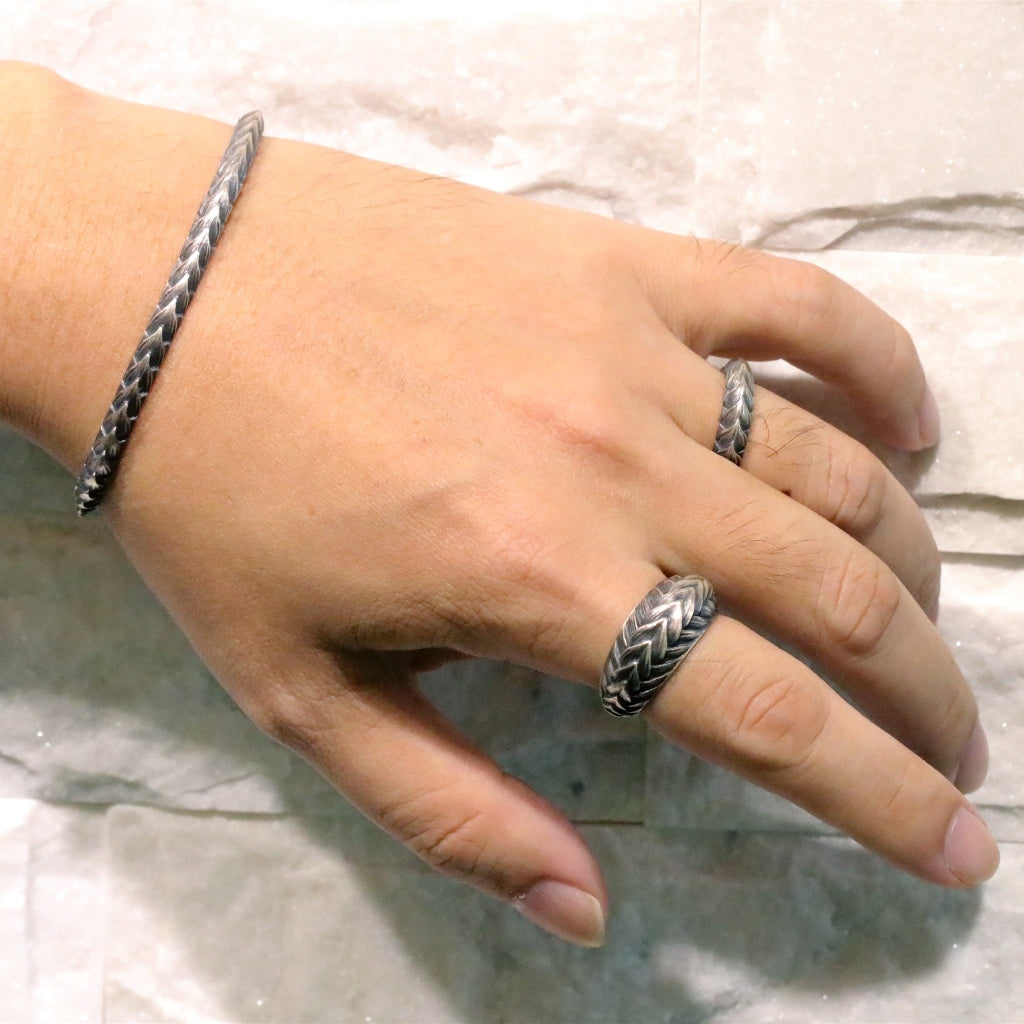 【Silver Monsters】日本雕畫雙絕 Dual Flow 原創手作 細版GUREN "紅蓮" 純銀手環