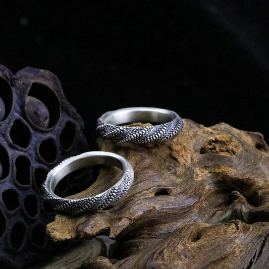 【Silver Monsters】日本雕畫雙絕 Dual Flow 原創手作 旋渦蛇鱗 純銀戒指