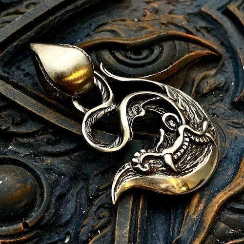 【Silver Monsters】日本新銳avatara 細緻手作 原創設計 持斧羅摩神斧墜