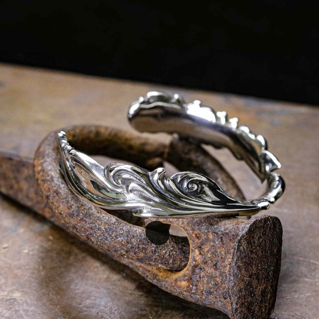 【Silver Monsters】日本一級神牌Loud Style Design 原創設計 手工扭轉 歌德雕花 純銀手環