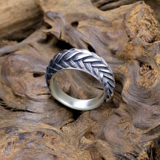 【Silver Monsters】日本雕畫雙絕 Dual Flow 原創手作 紅蓮花瓣M 純銀戒指