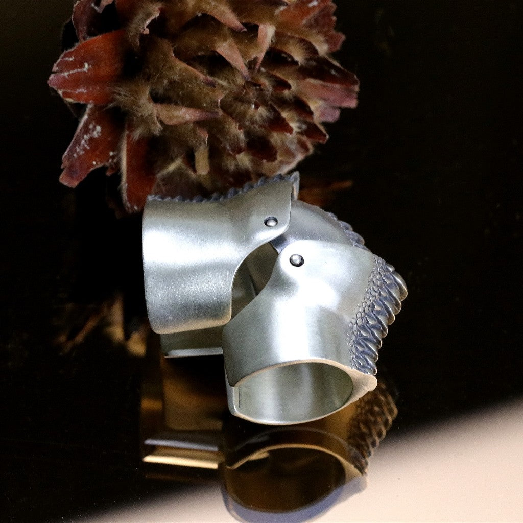 【Silver Monsters】日本雕畫雙絕 DualFlow X Fangophilia 聯名原創 純銀龍鱗覆甲戒指