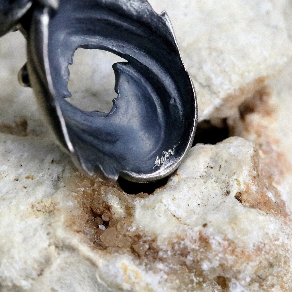 【Silver Monsters】日本前衛宗師 Glam Scale 機甲王 原創設計 海洋化石甲殼純銀吊墜 小墜