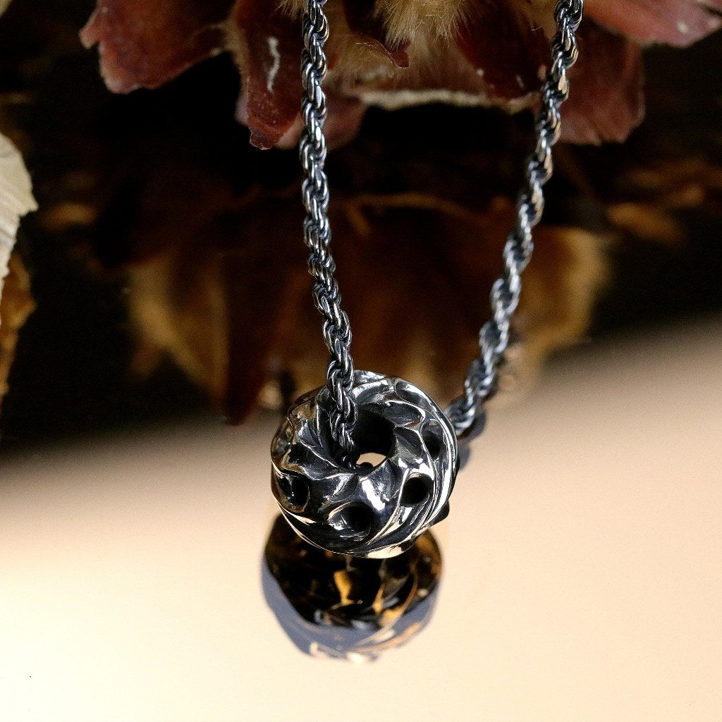 【Silver Monsters】日本前衛宗師 Glam Scale 機甲王 原創手作 深海植萃純銀項鍊(含鍊)