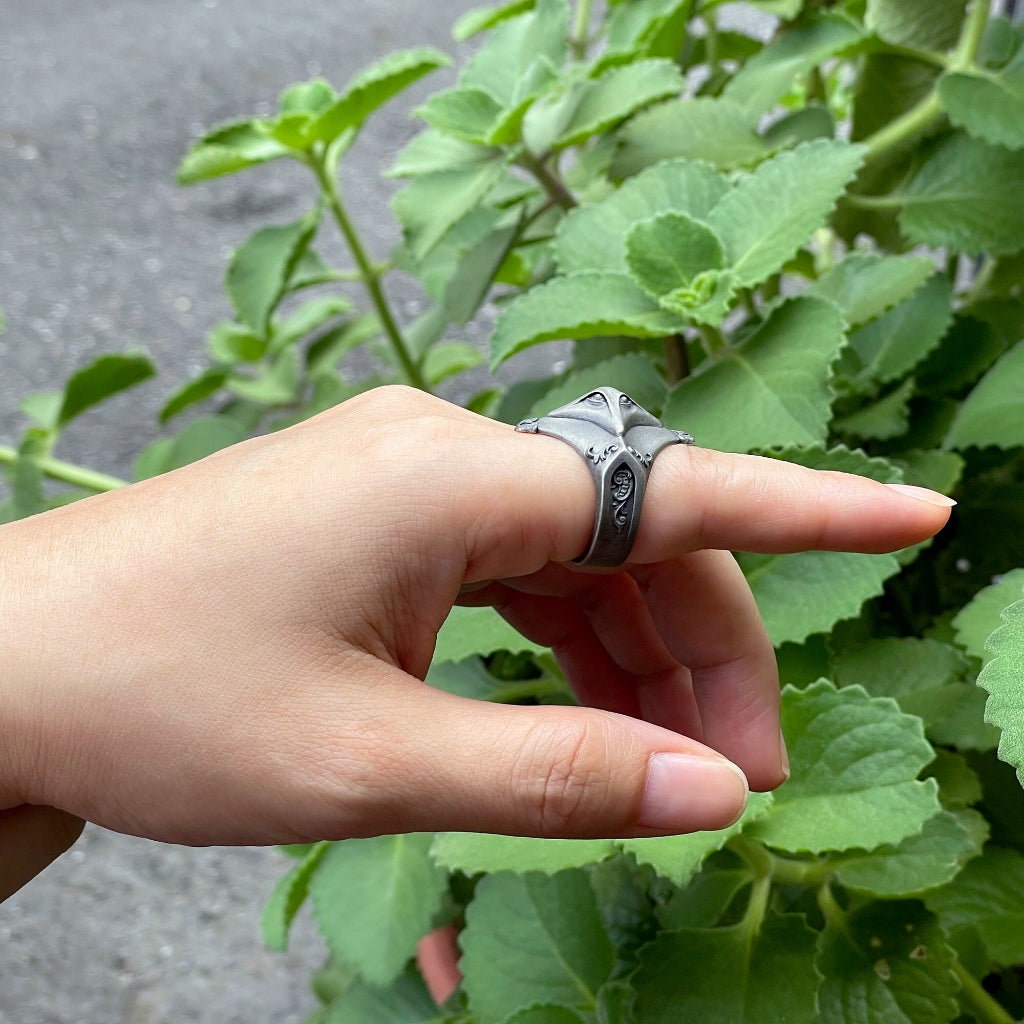 【Silver Monsters】日本暗系古典狂潮 Superbia 原創舊化噴砂 方尖碑B 純銀戒指